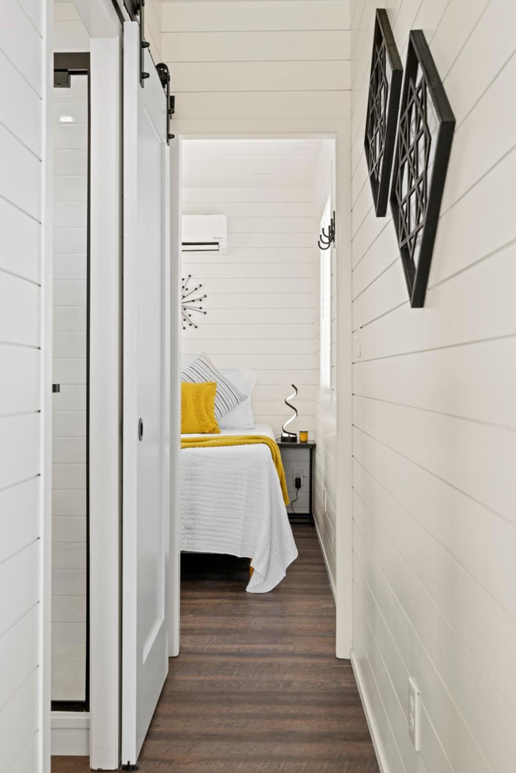 New The Yellow Beacon-Luxury Shipping Container 弗雷德里克斯堡 外观 照片